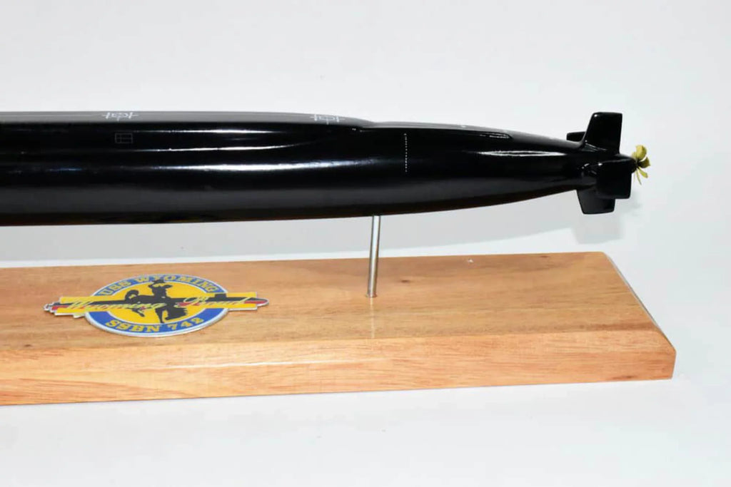 USS Wyoming SSBN-742 Submarine Model Dark Hull),Navy,Scale Model,Mahogany,20 Inch Class