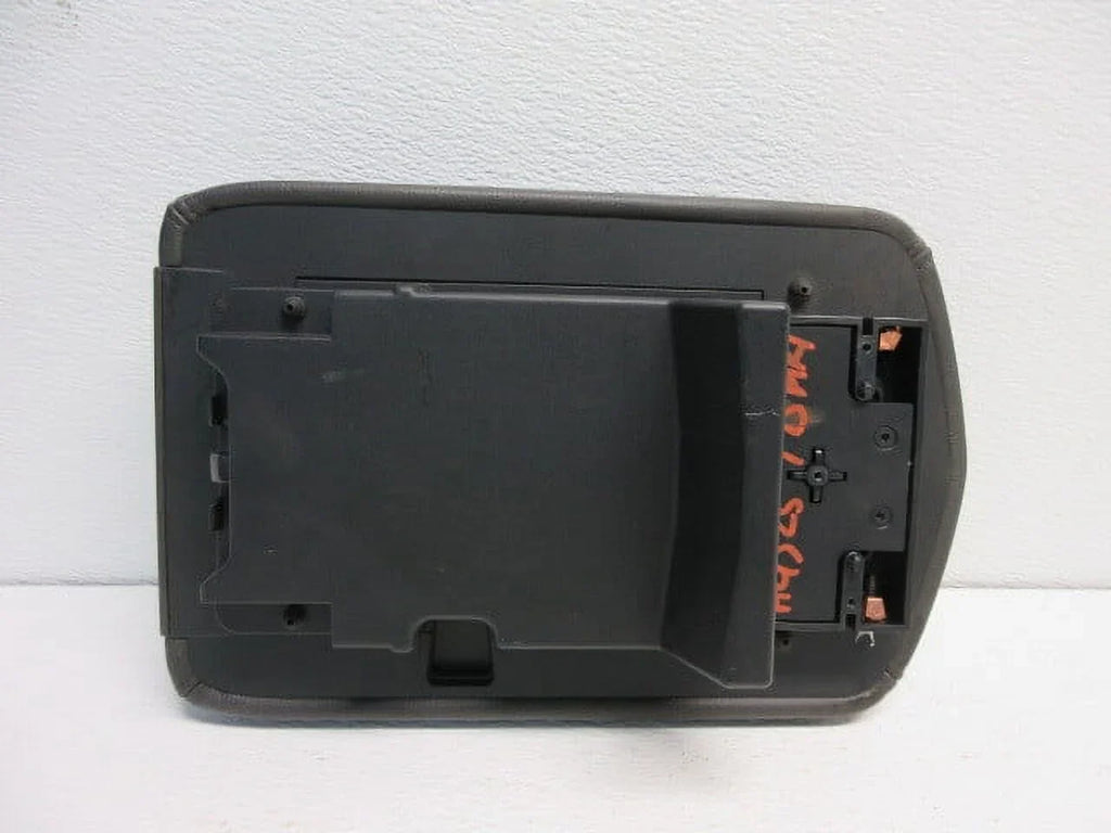 Pre-Owned 2015 Lincon MKT Interior Floor Center Console Lid OEM LKQ (Good)