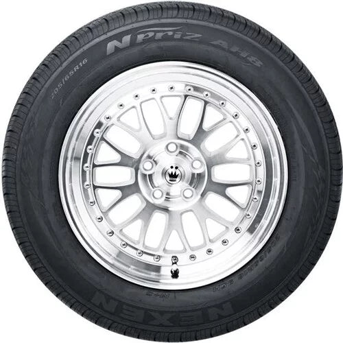 Nexen NPriz AH8 235/50R18 97H BSW (4 Tires) Fits: 2013-19 Ford Escape Titanium, 2013-15 Chevrolet Malibu LTZ