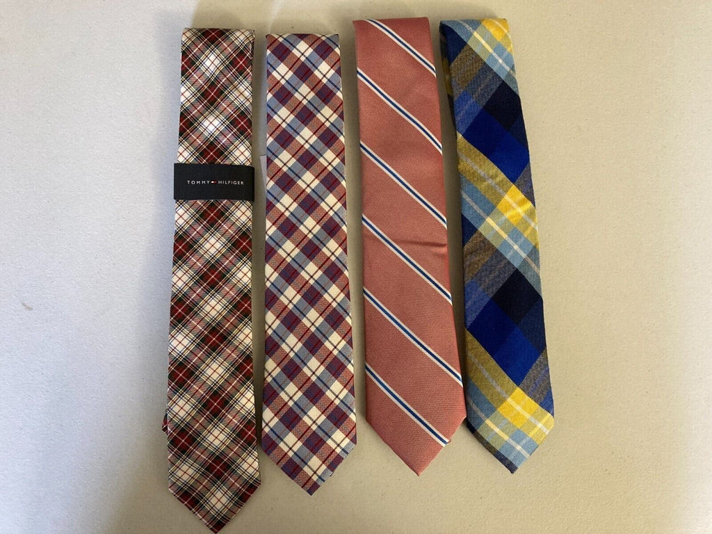Tommy Hilfiger Mens Silk Plaid Neck Tie