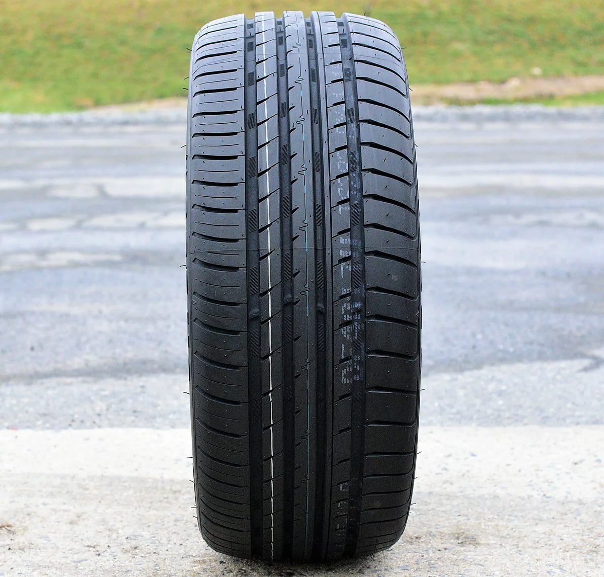Set of 4 (FOUR) Cosmo MuchoMacho 225/50R17 ZR 98W All Season High Performance Tires Fits: 2012-15 Chevrolet Cruze LT, 2012-18 Ford Focus Electric